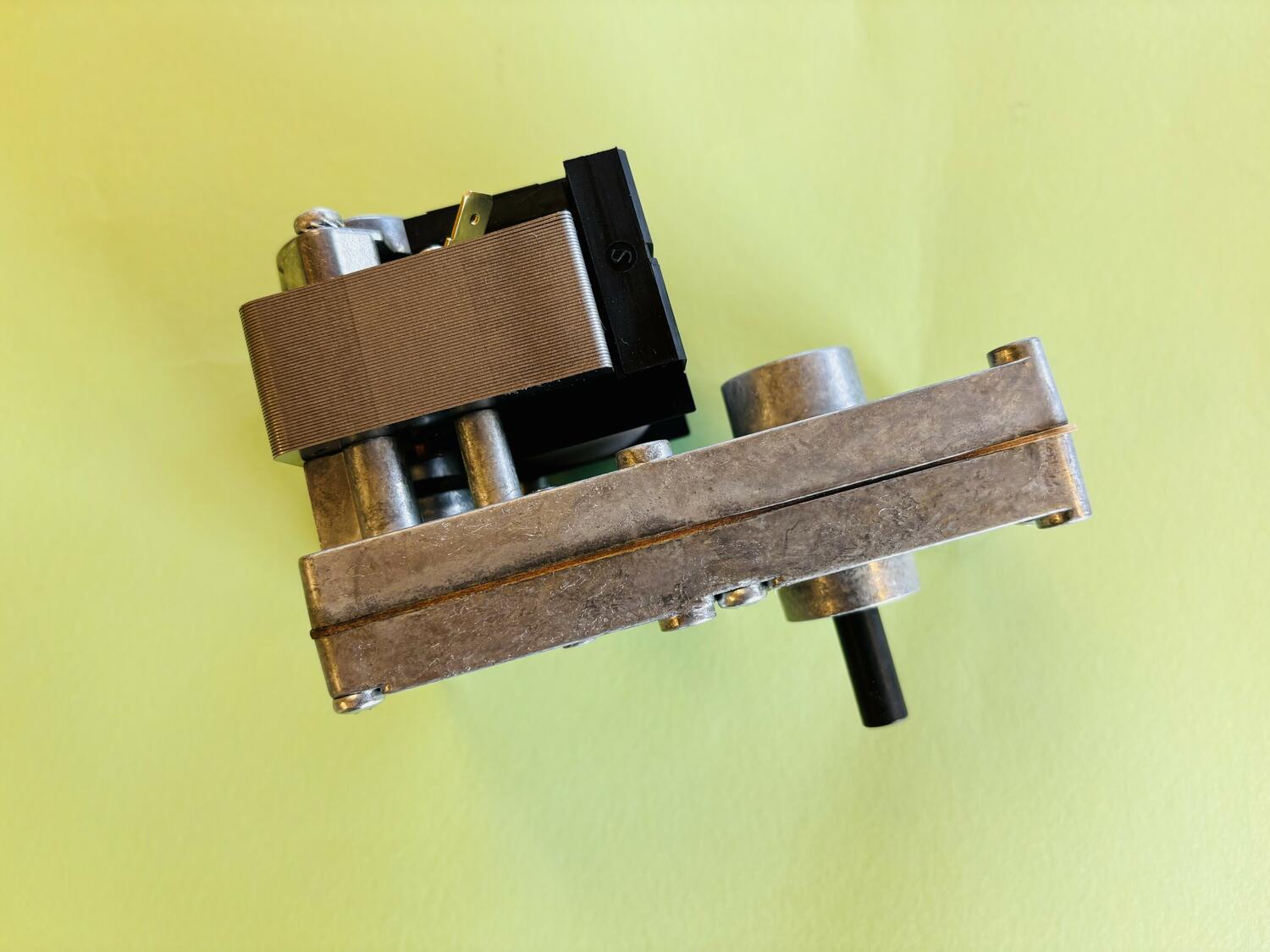 Motoriduttori per Stufe a Pellet