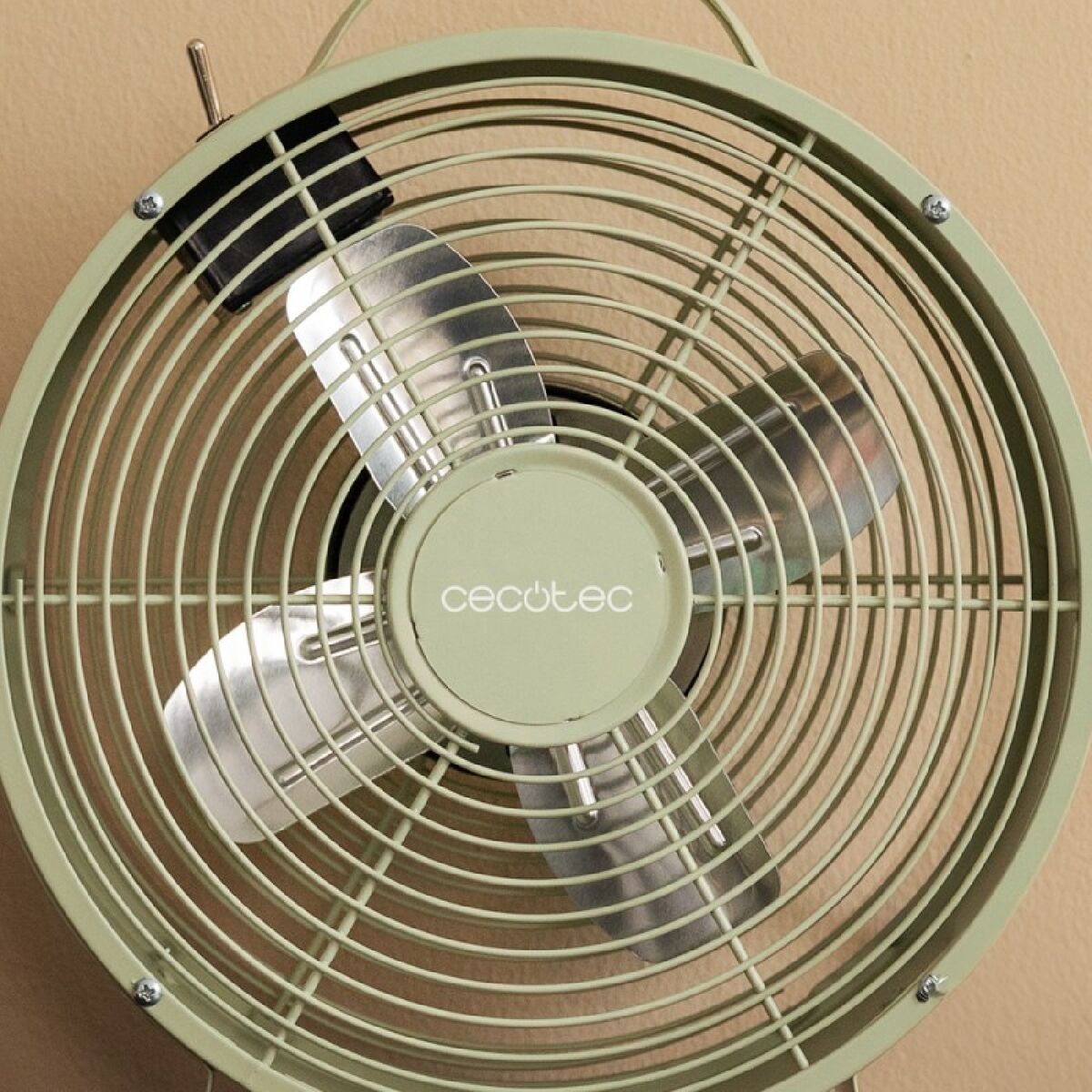 V3HED749817F44576B57FE9A6C92866A51CR5548177P2