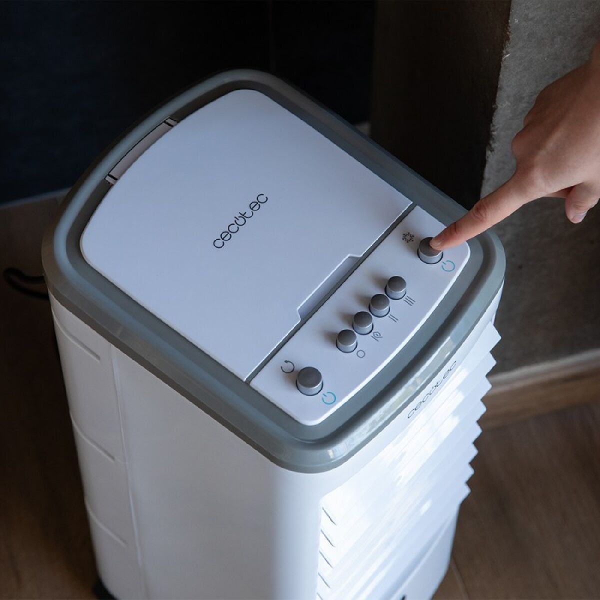 V4H9500A65F587707943B4C101252D15DFDR5175823P3